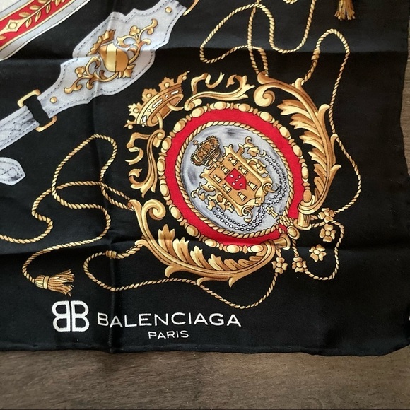 IL SO Fashion Balenciaga Square Scarf - Picture 2 of 5